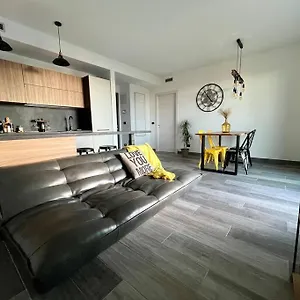 Appartamento Yellow Uptown 70 - Fiera Milano, Pero